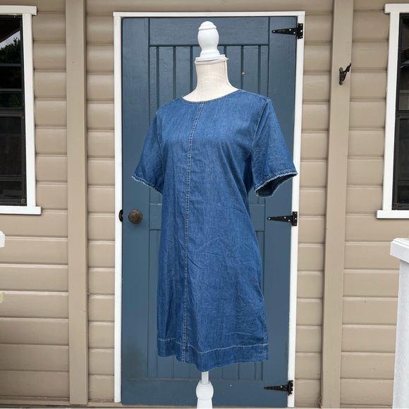 Calvin Klein Soft Denim Blue Mini Dress with pockets Women’s XL - Picture 2 of 9